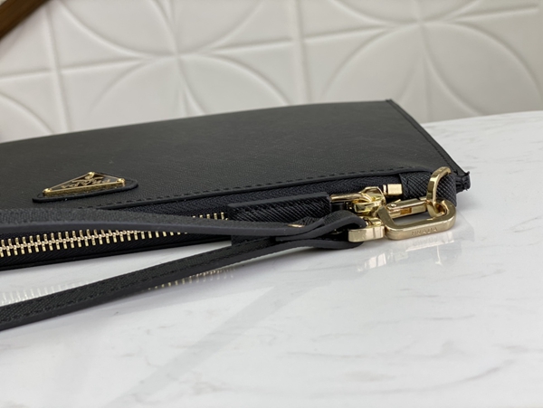 プラダ財布コピー内部構造